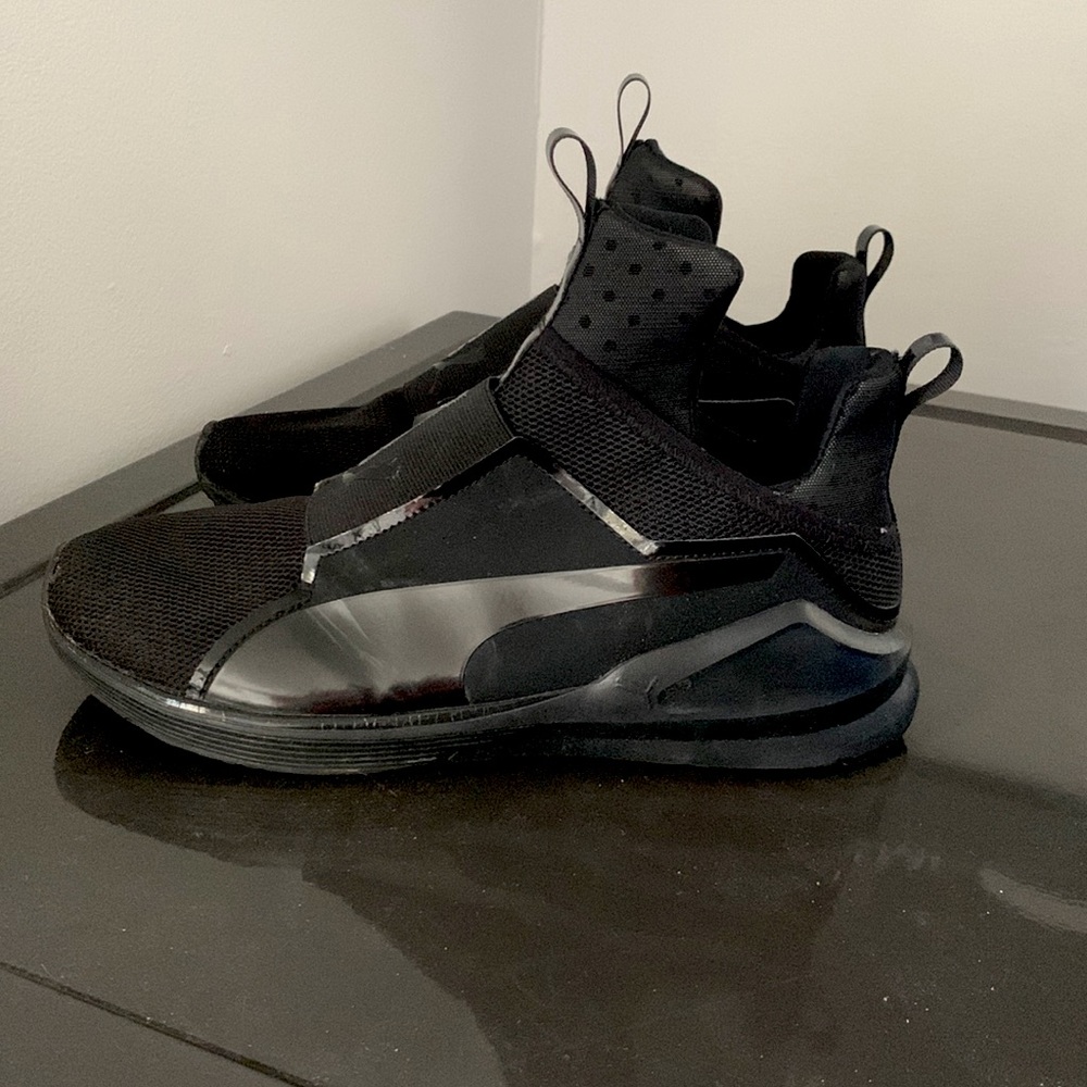 Puma Fierce 2, black size 10 lightly worn